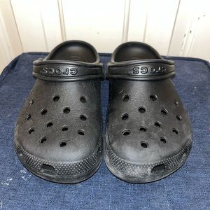 Black Crocs